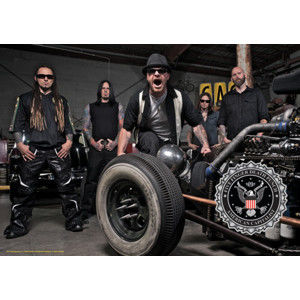 vlajka Five Finger Death Punch - Band Photo - HLF1062